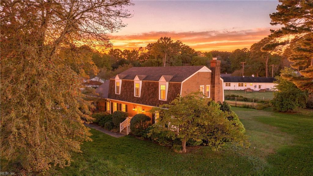 5105 Stratford Drive — photo
