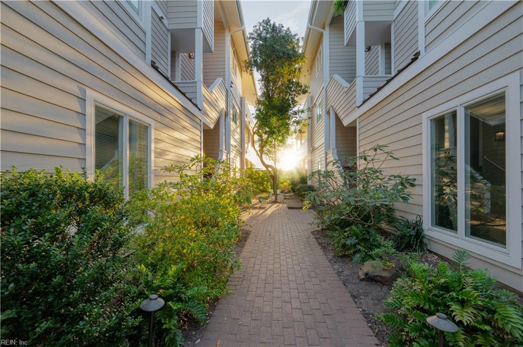 8408 Ocean Front Avenue — photo