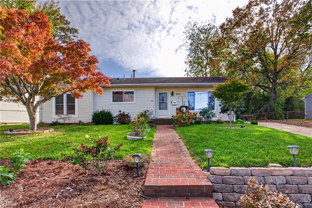 5621 Aurora Drive — photo