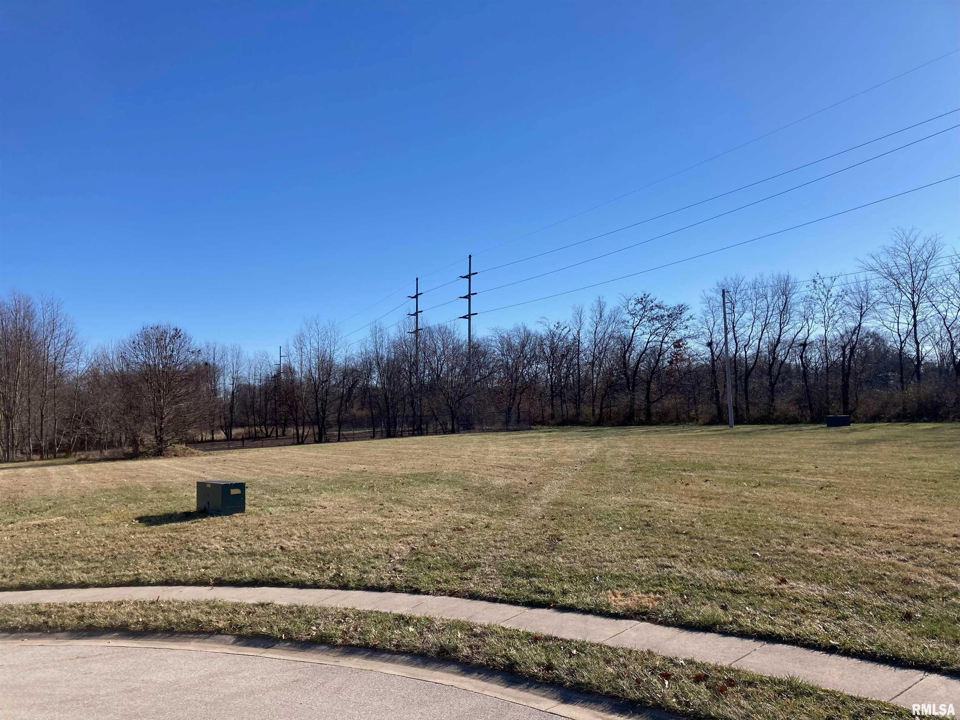 5300 S 6th Street Frontage Road — photo