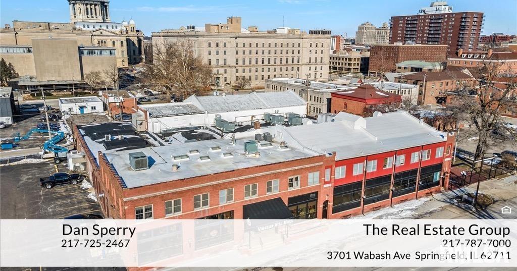 107 W Cook Street — photo