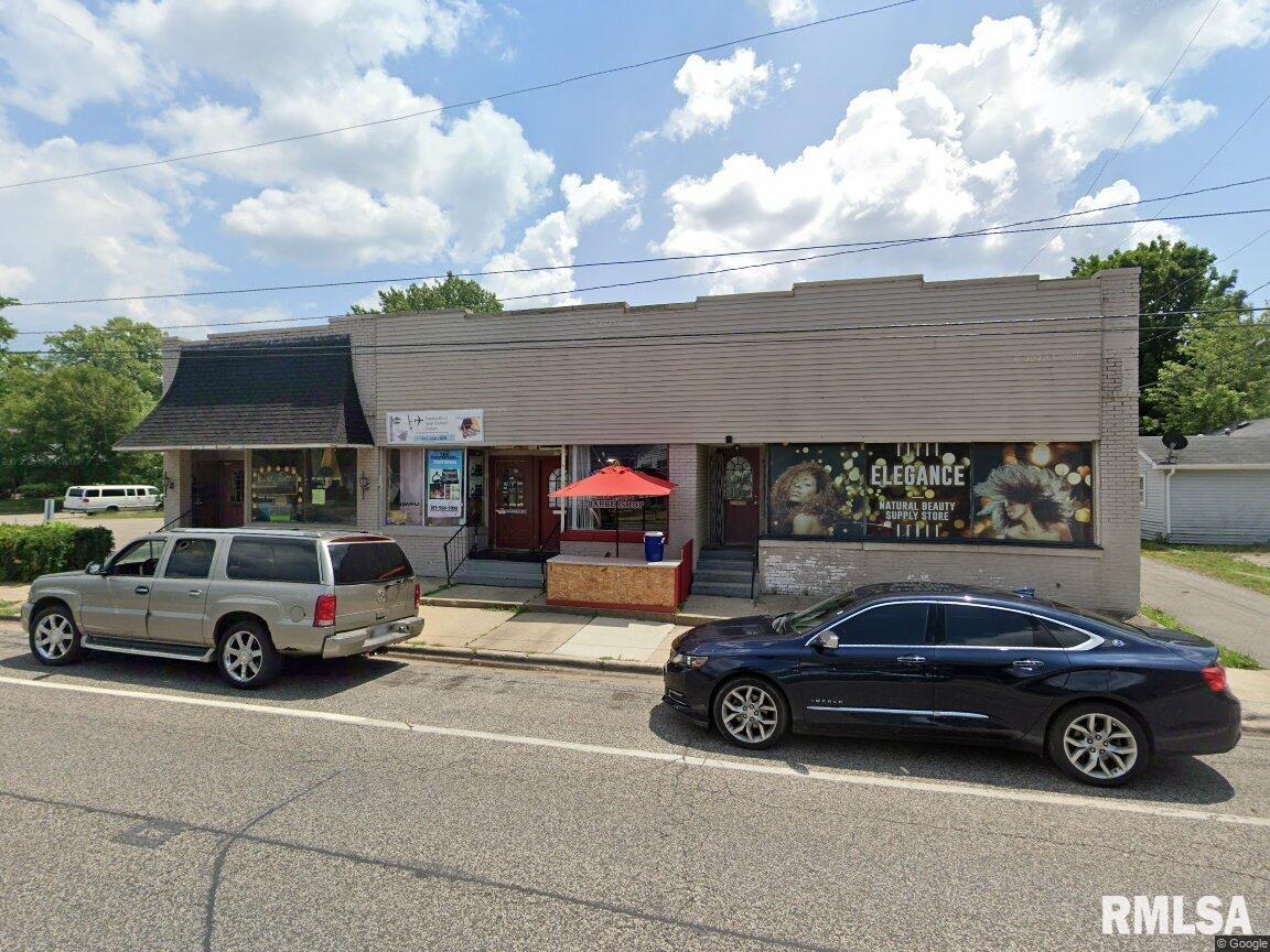 212 W Laurel Street — photo