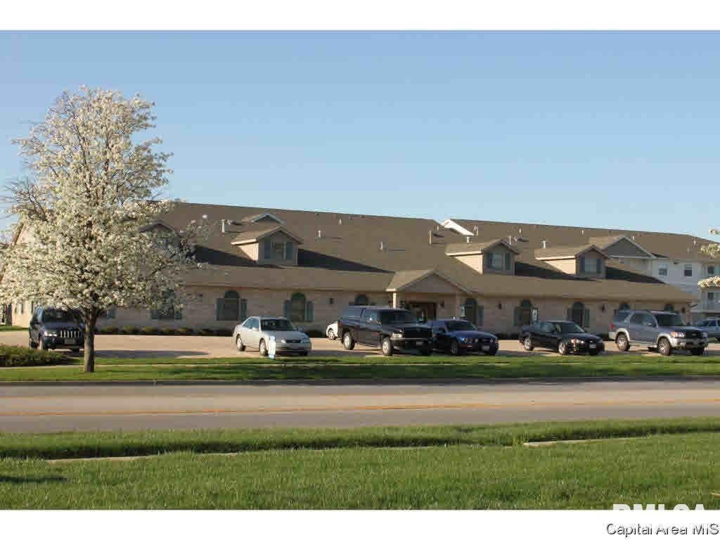 2050 W Iles Avenue Suite F — photo