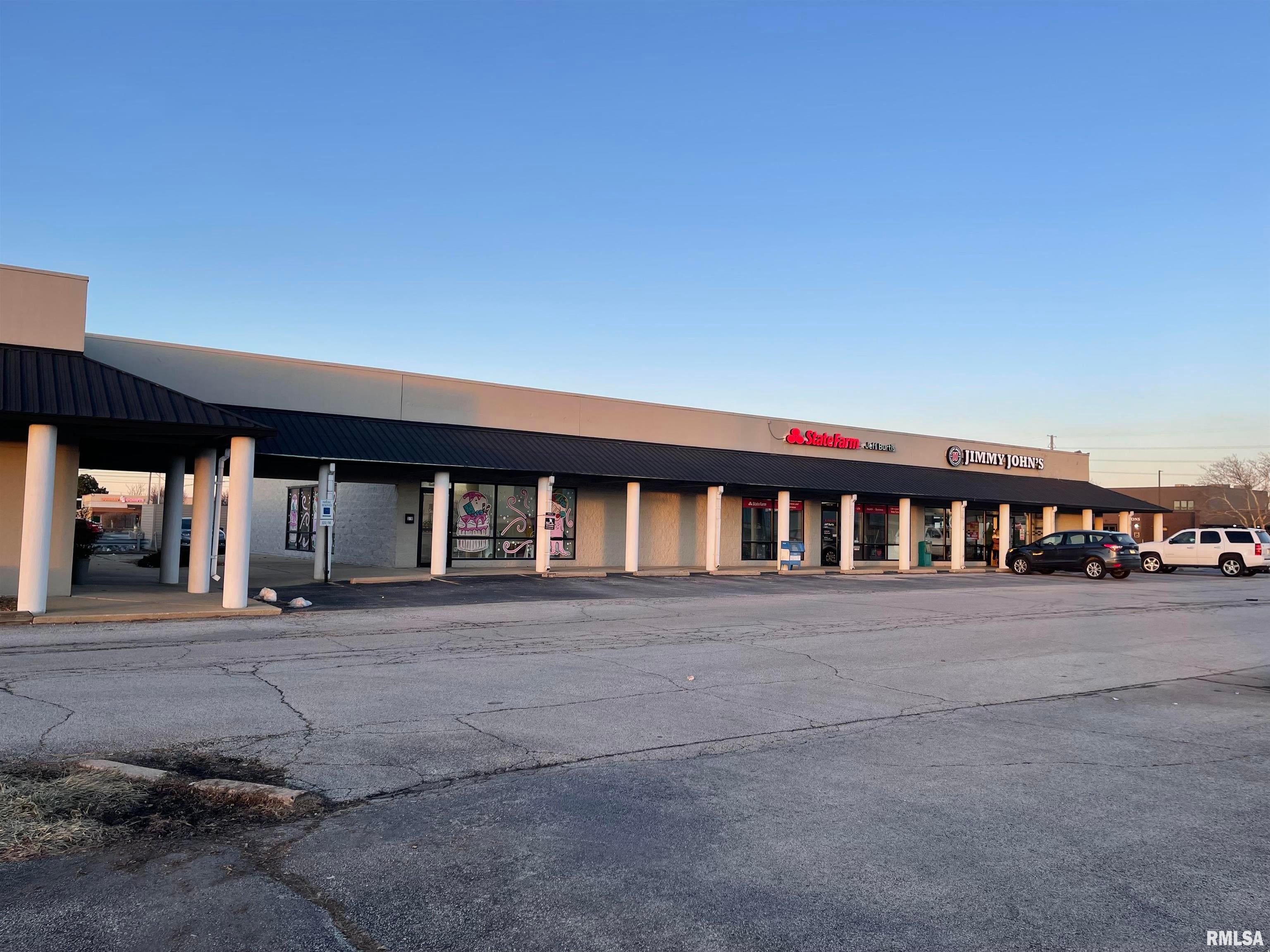 2950 N Water Street 220/230 — photo