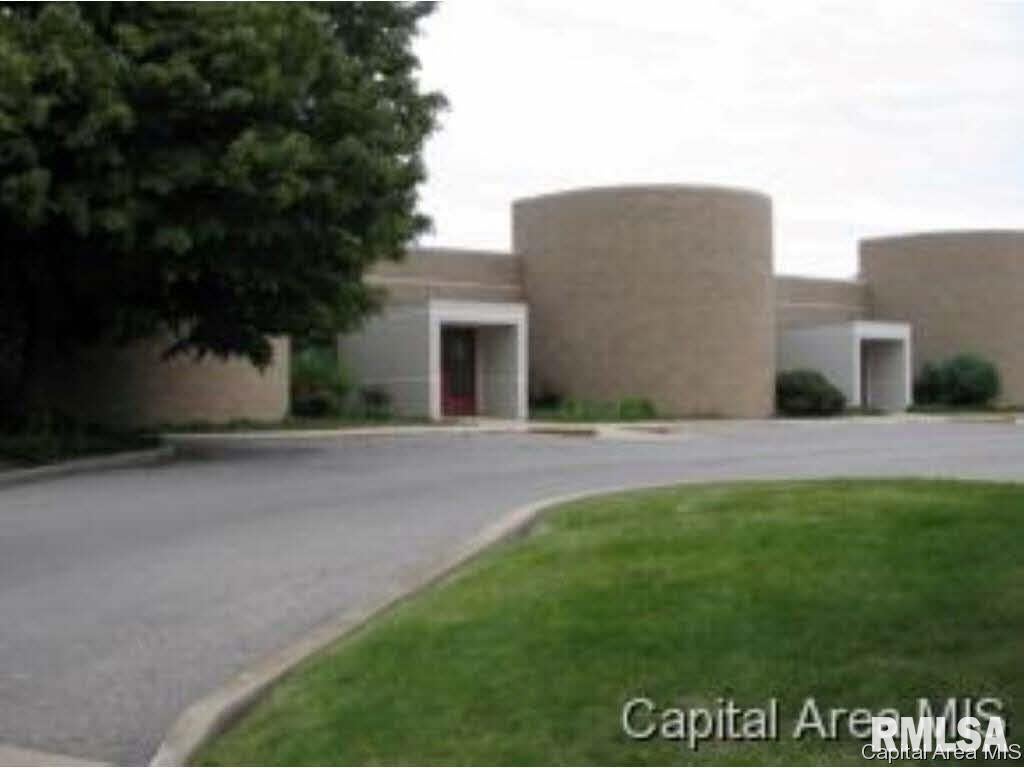 2524 Farragut Drive — photo