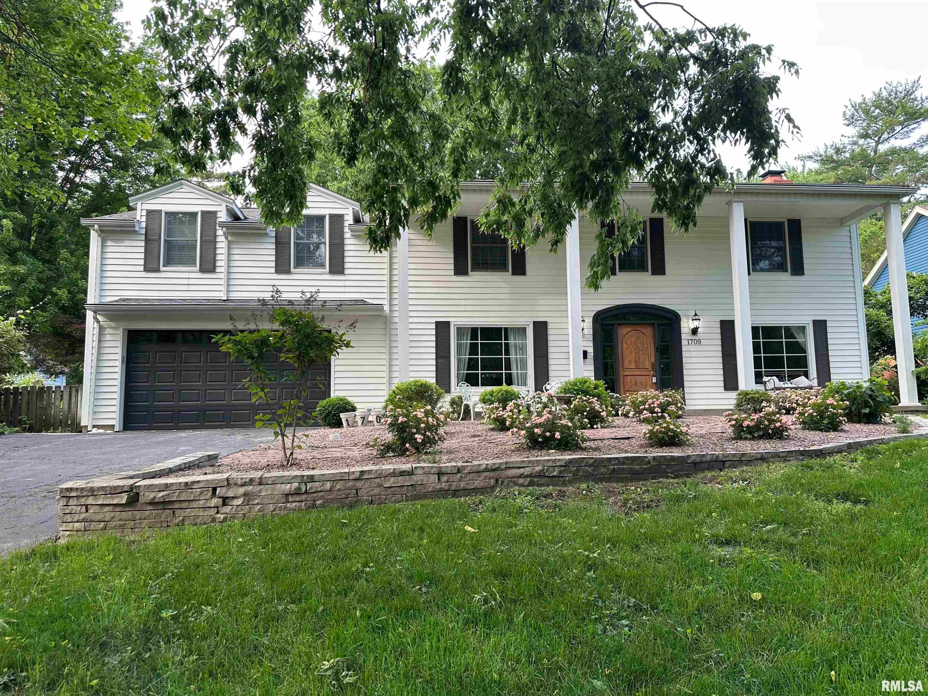 1709 Outer Park Drive — photo