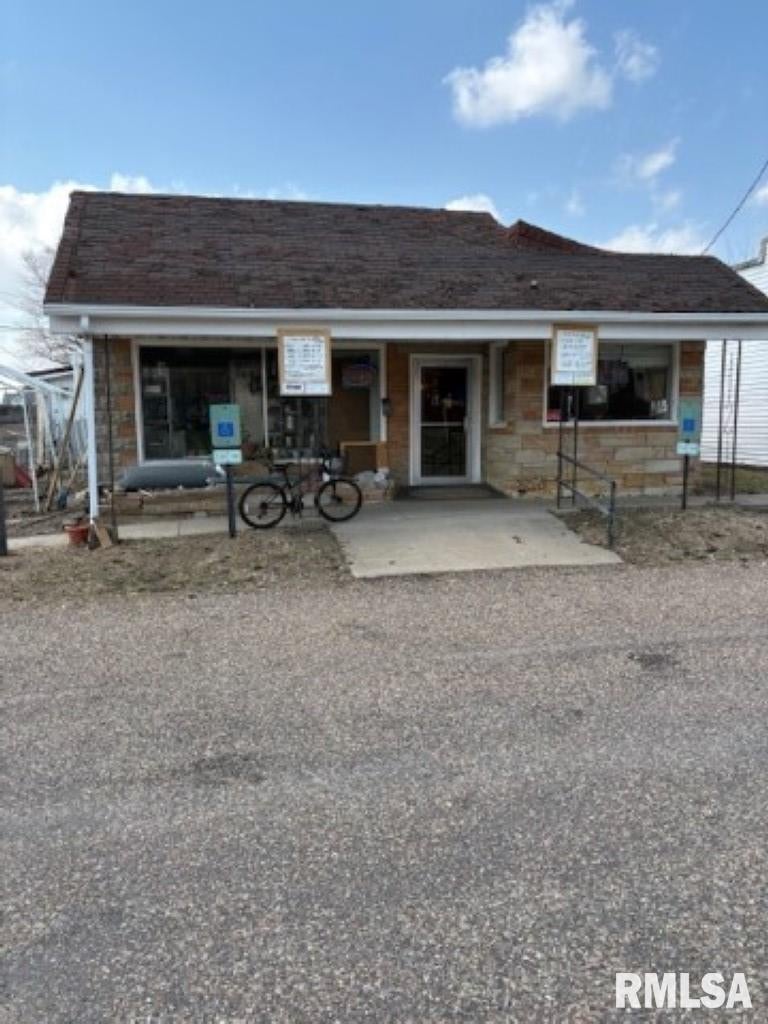 104 S Jefferson Street — photo