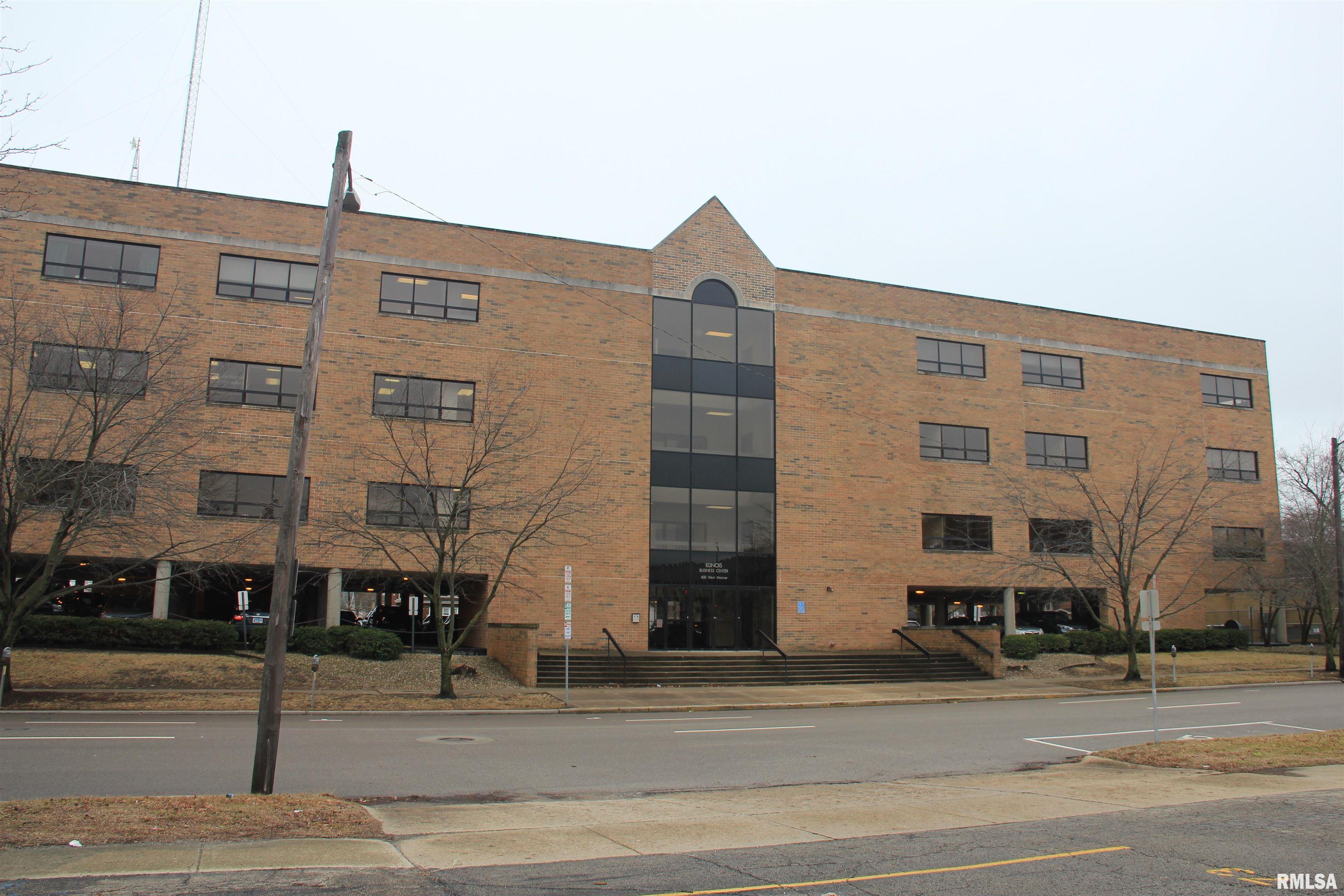 400 W Monroe Street — photo