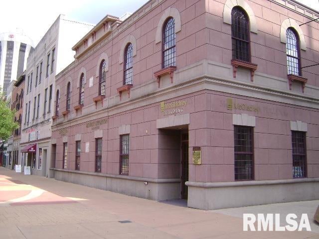 15 S Old State Capitol Plaza — photo