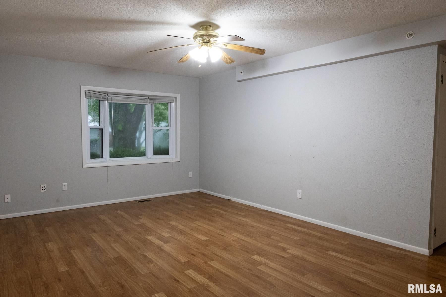 60 N OXFORD Road, Springfield, IL 62702 — photo 2