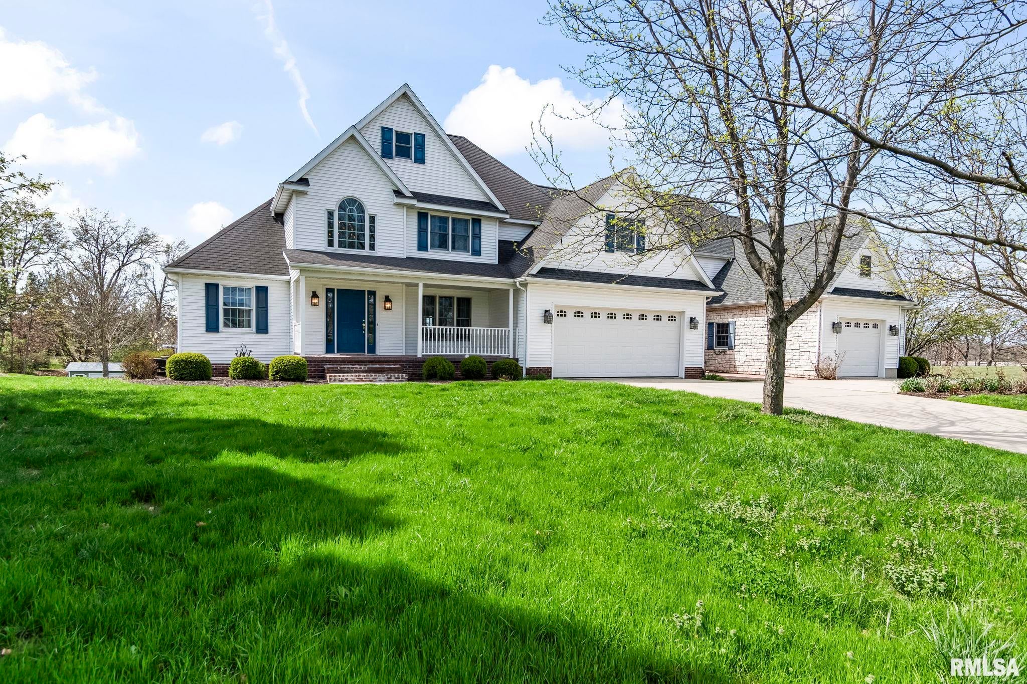 2407 Eastwood Drive — photo