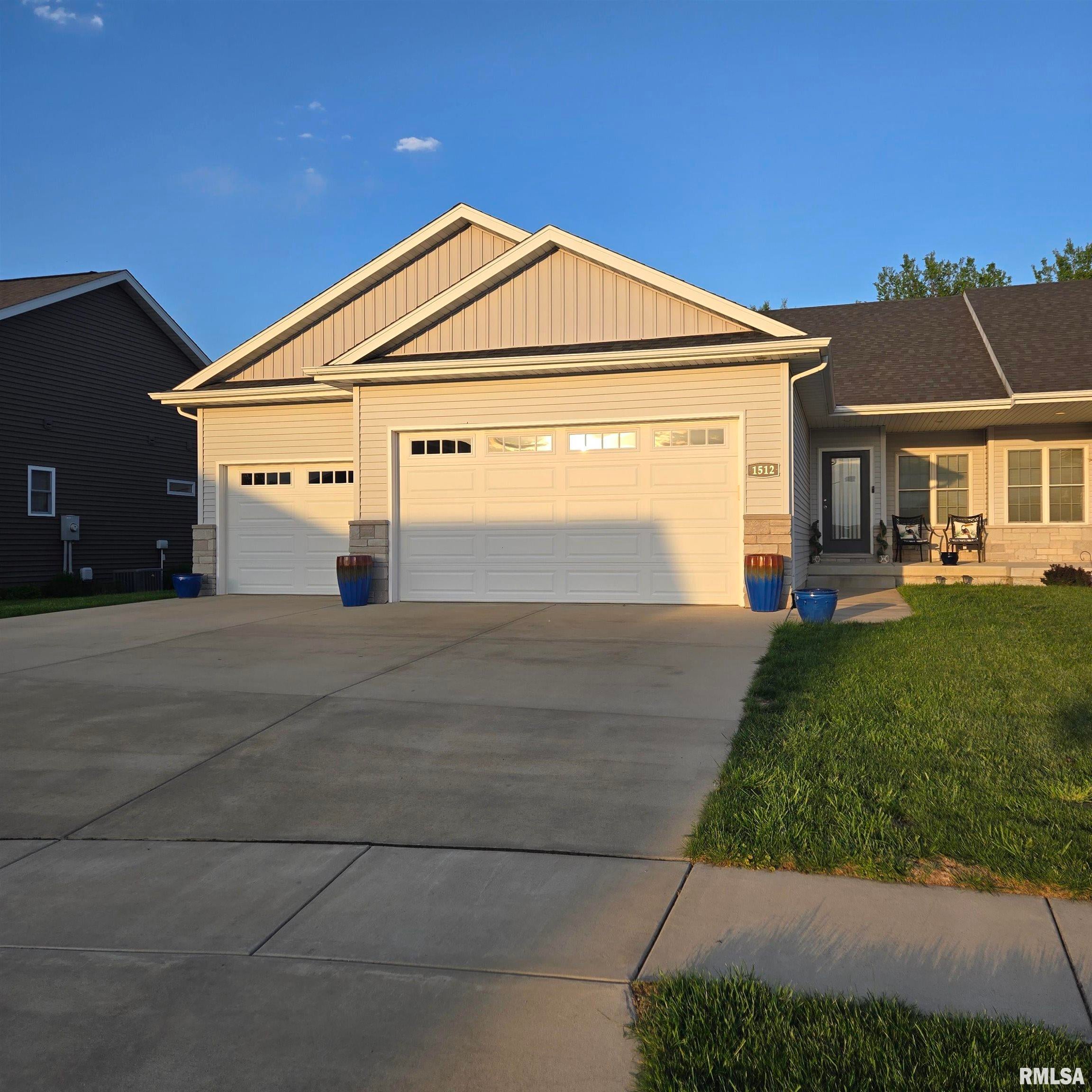 1512 Balfour Drive — photo
