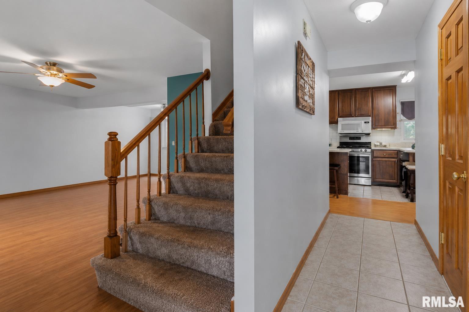 3960 N NORTHBROOK Drive, Decatur, IL 62526 — photo 3