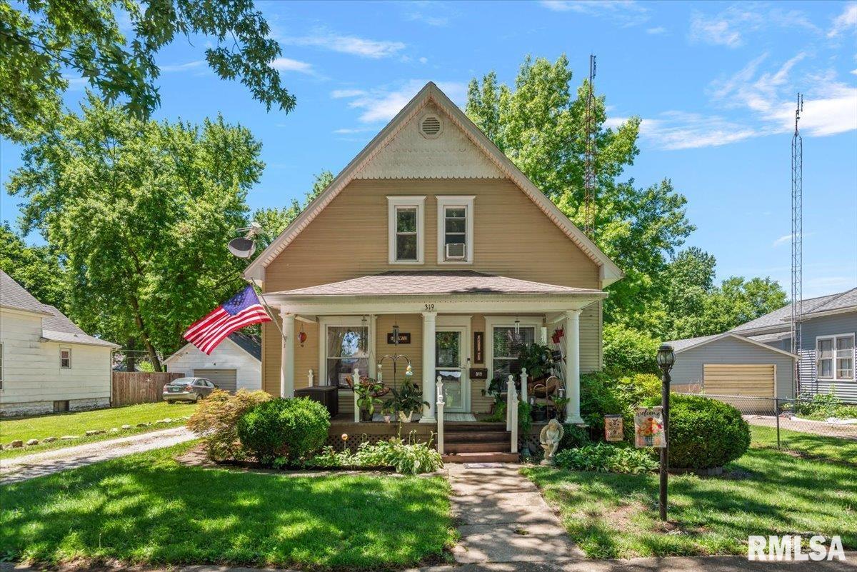 319 N Maple Street — photo