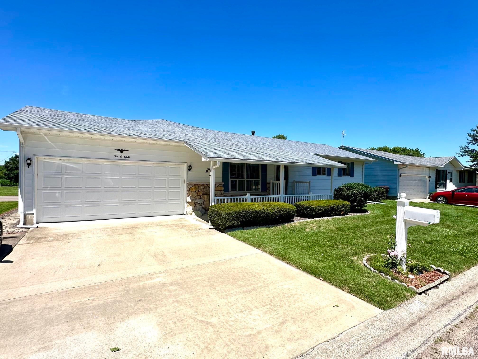 1008 W Coronado Street — photo