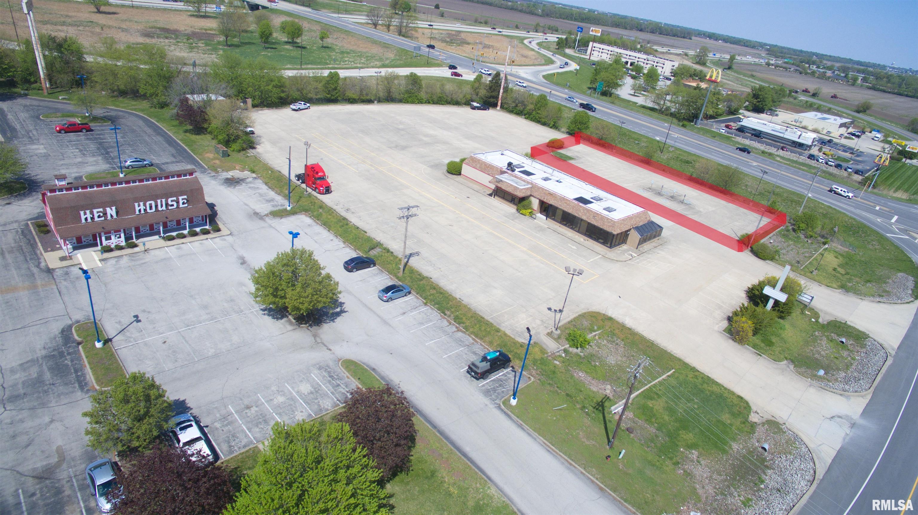 6001 S 6th Street Frontage Road — photo