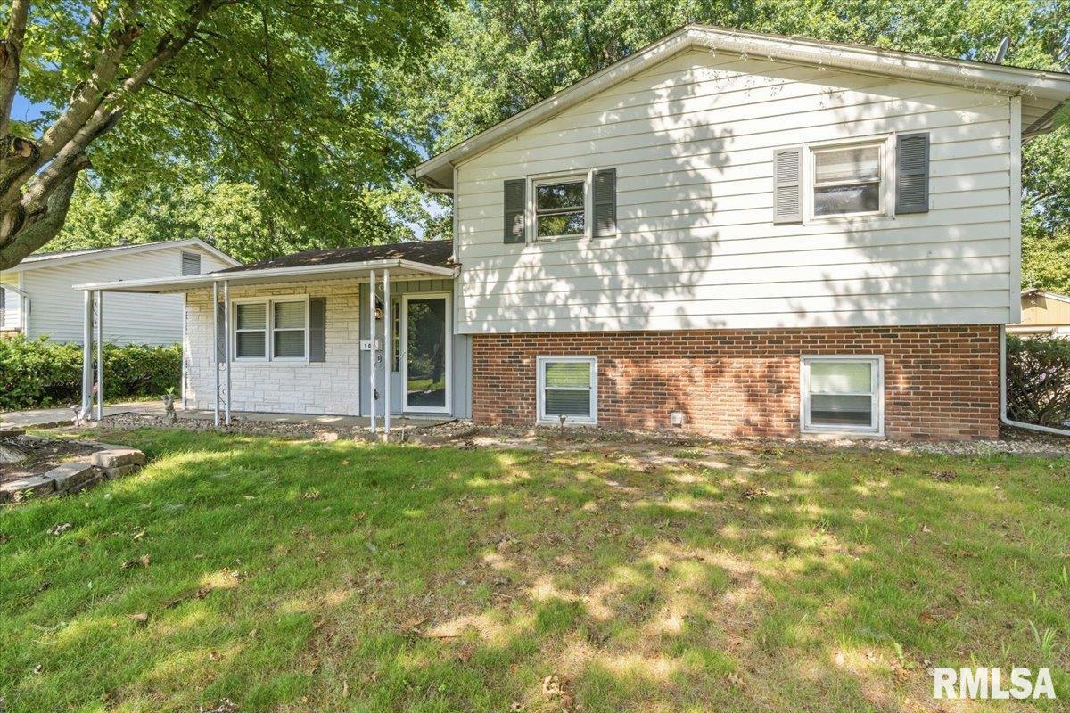 101 Adloff Lane — photo