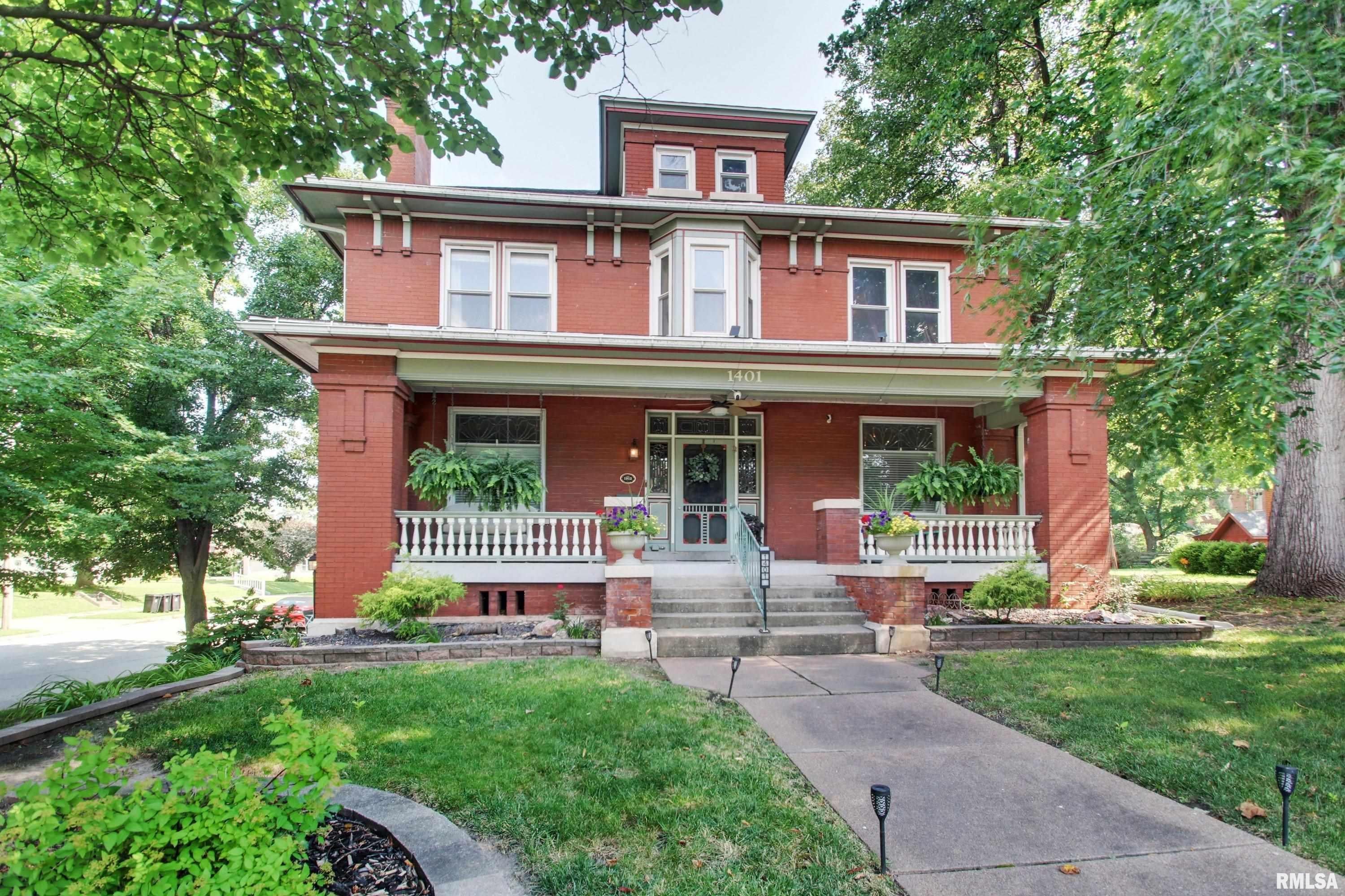 1401 State Street — photo