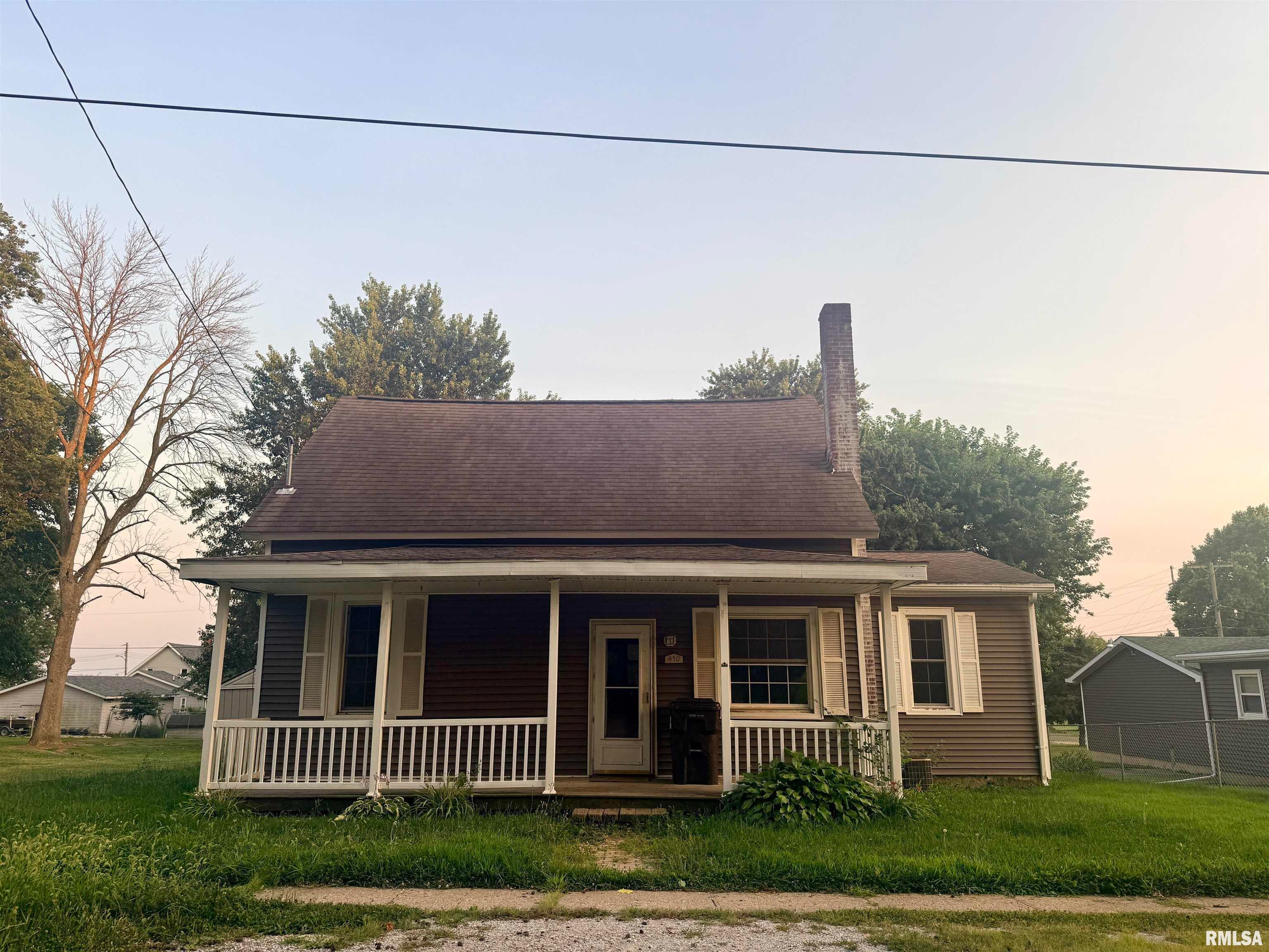 410 E South Street — photo