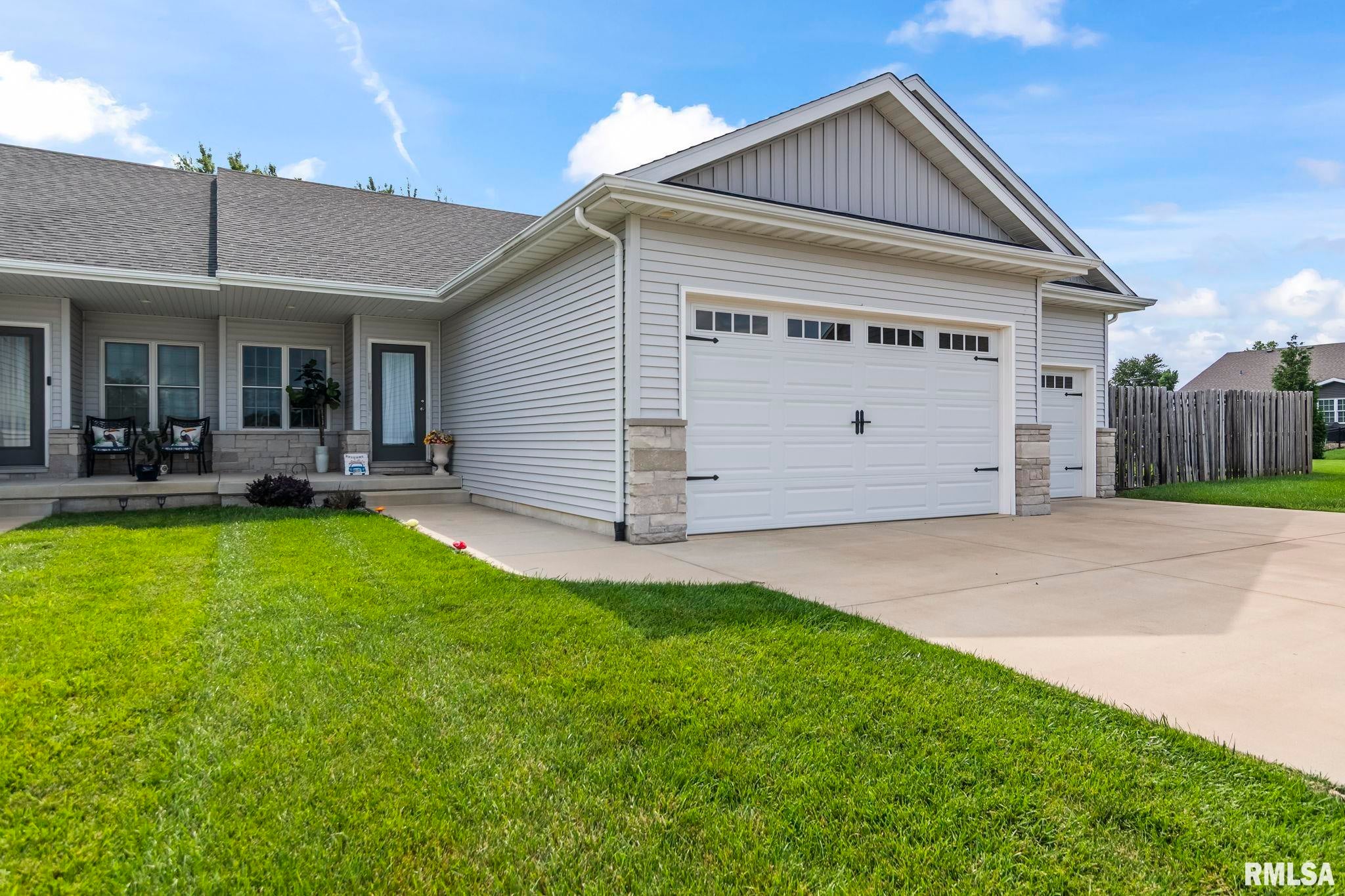 1514 Balfour Drive — photo