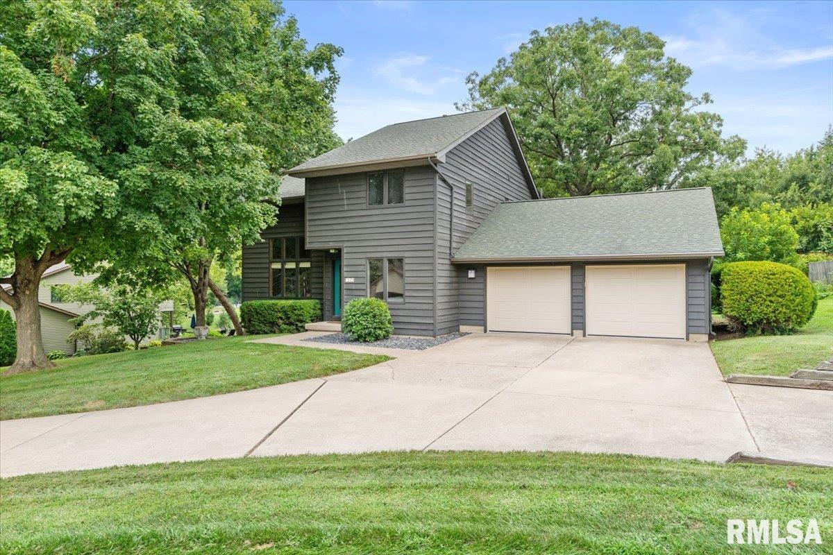 171 ROANOKE Drive, Rochester, IL 62563 — photo 2