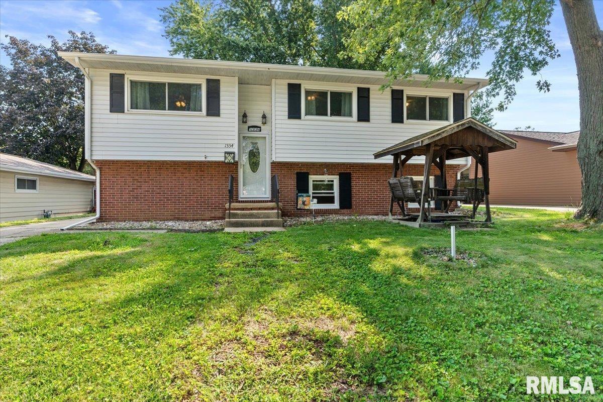 1334 JOHNSON Lane, Springfield, IL 62702