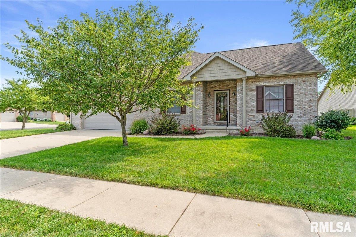 2400 Aaron Court — photo