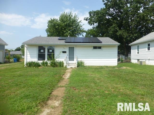 713 W England Street — photo