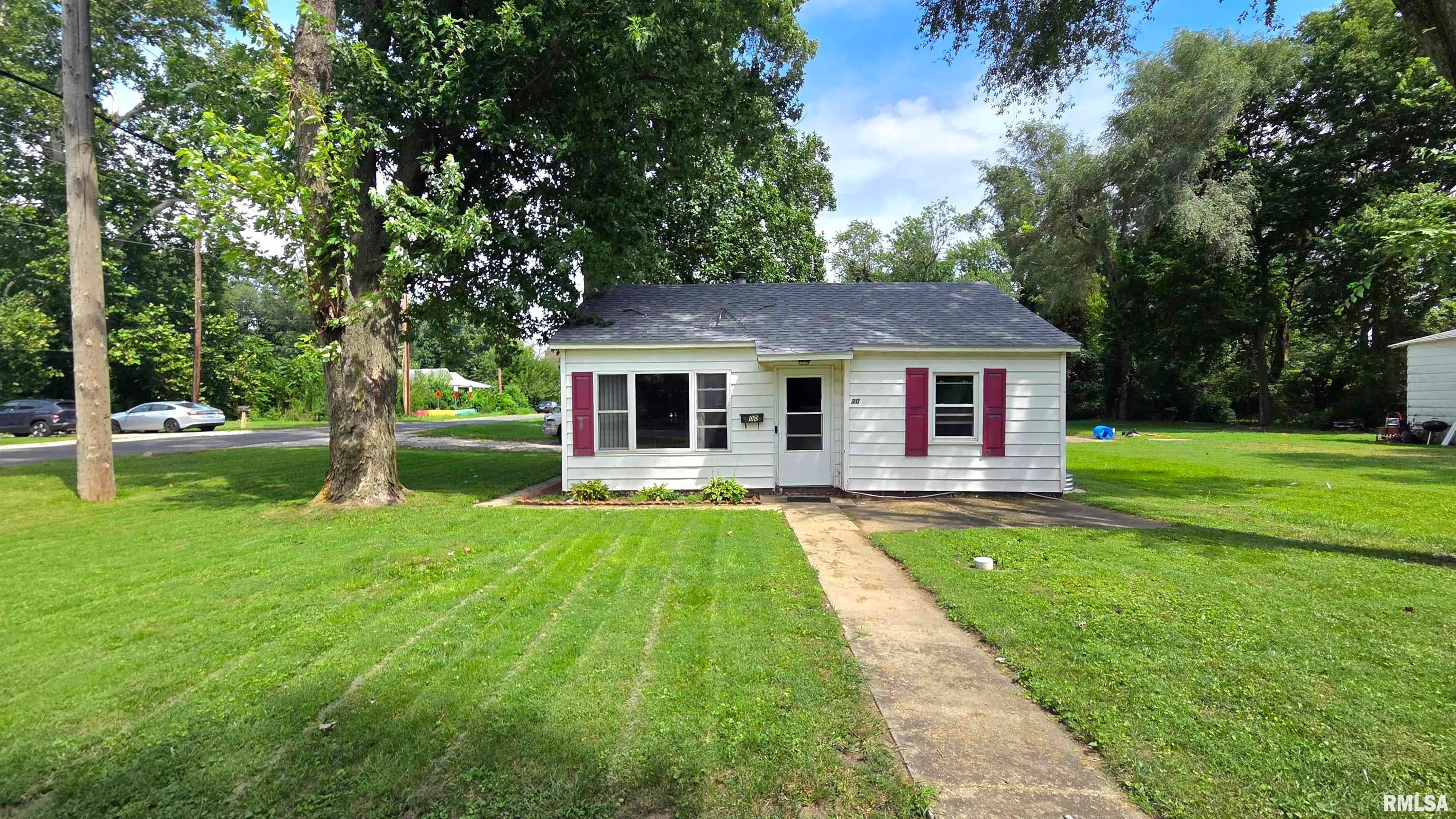 300 S Livingston Street — photo
