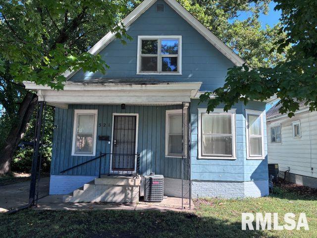 521 W North Grand Avenue — photo