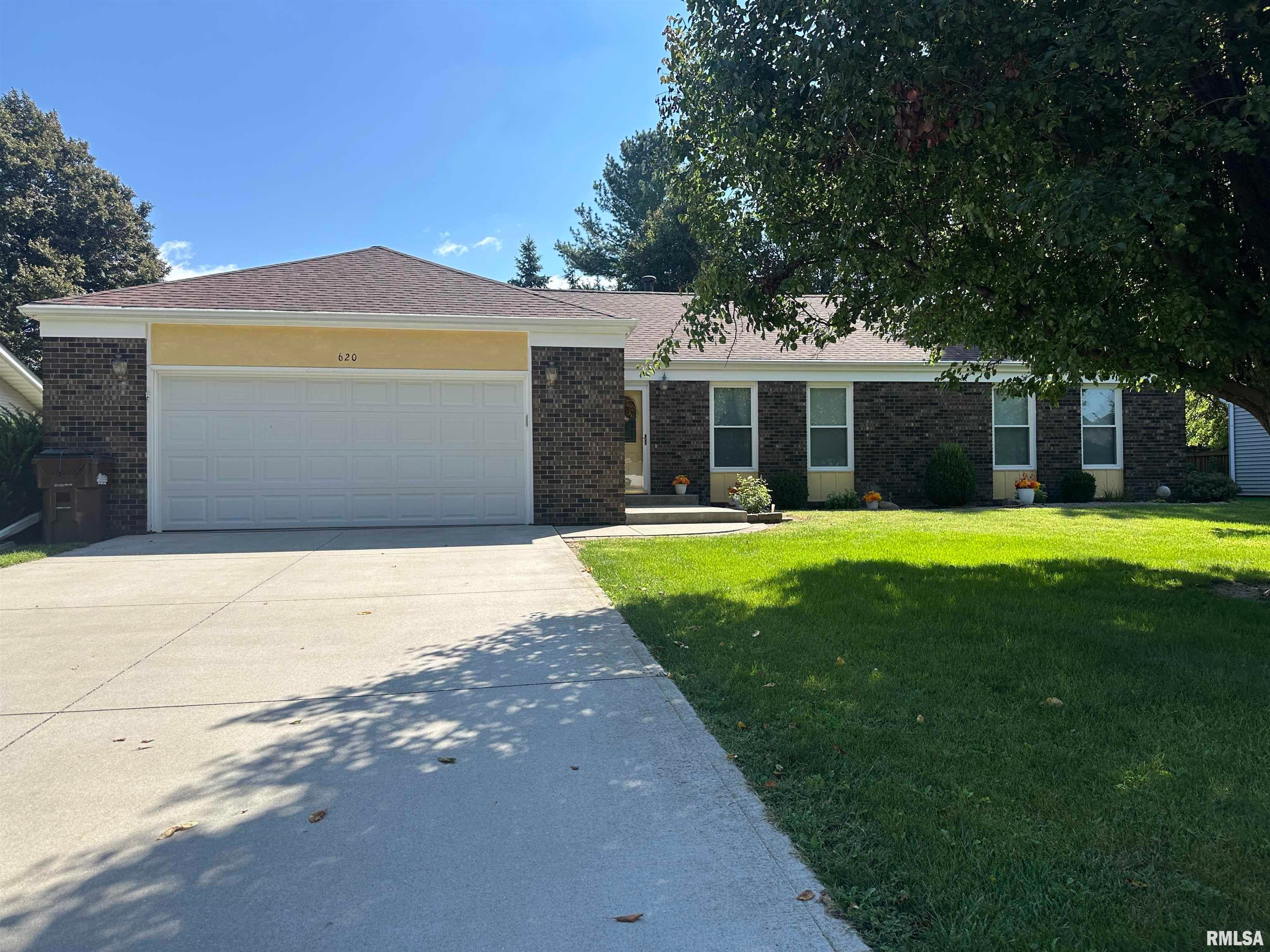 620 Blackhills Drive — photo