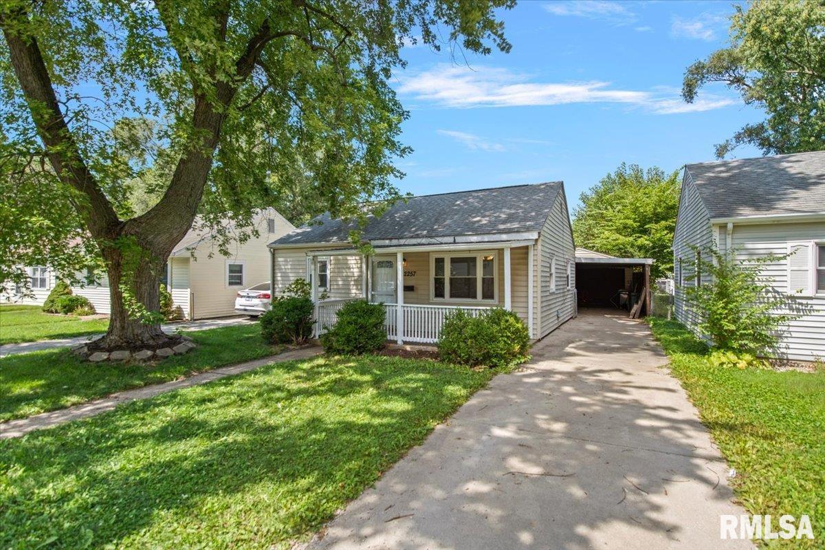 2257 E Converse Avenue, Springfield, IL 62702 — photo 2
