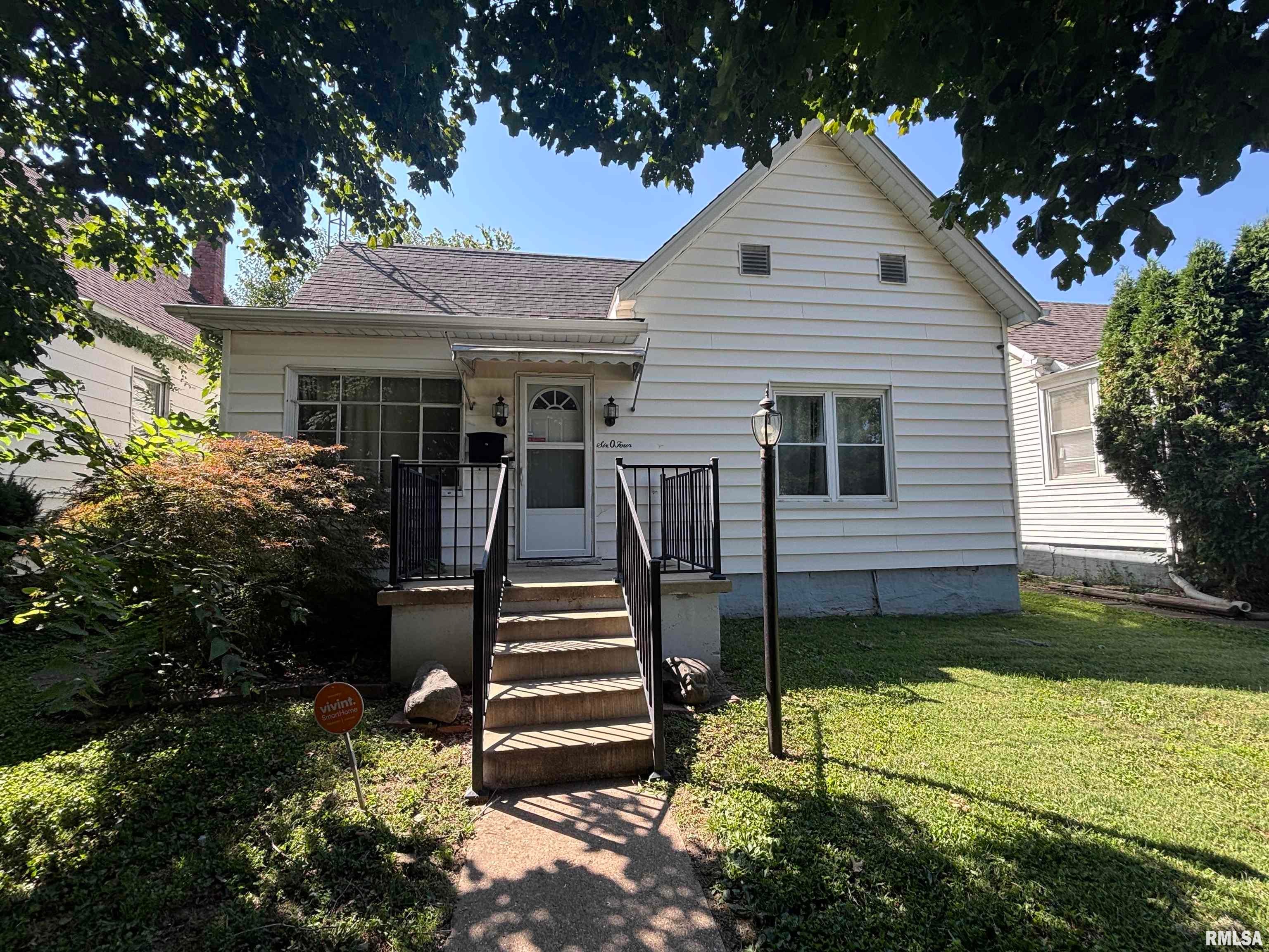 604 W Maple Avenue North — photo