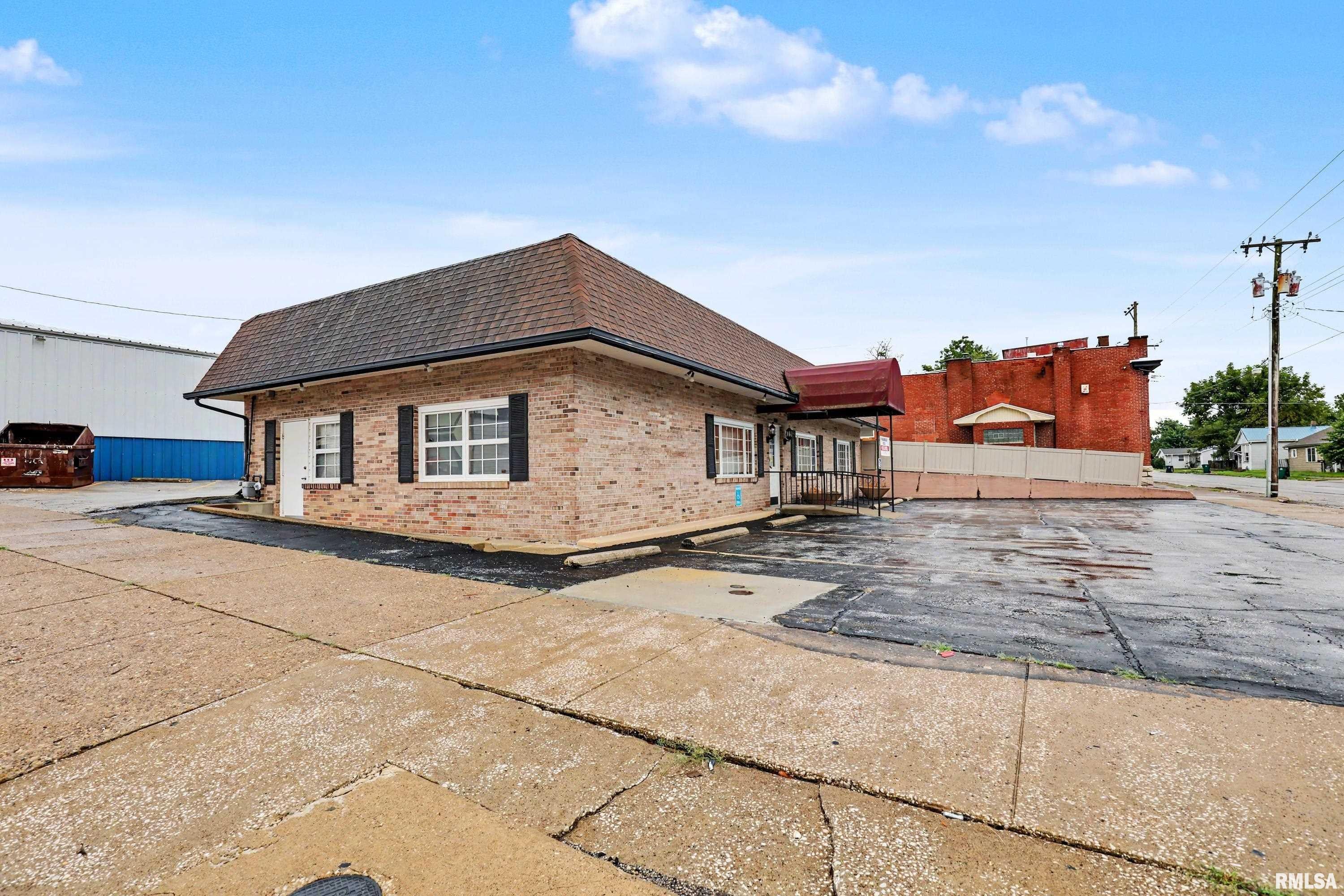 601 S 8th Street — photo