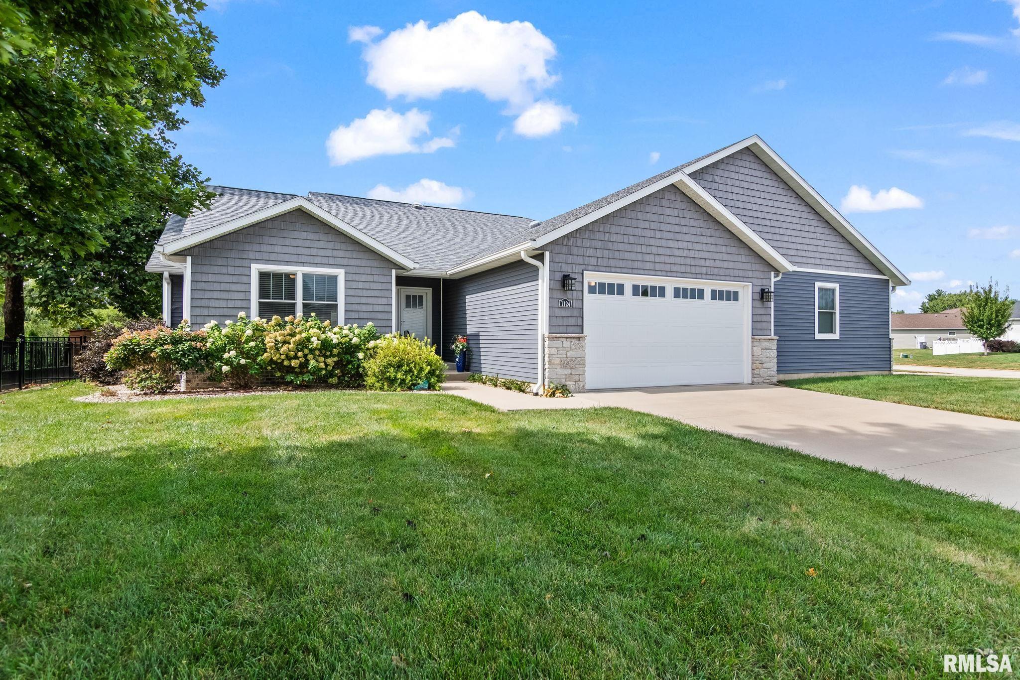 1124 Milldale Drive, Rochester, IL 62563 — photo 2