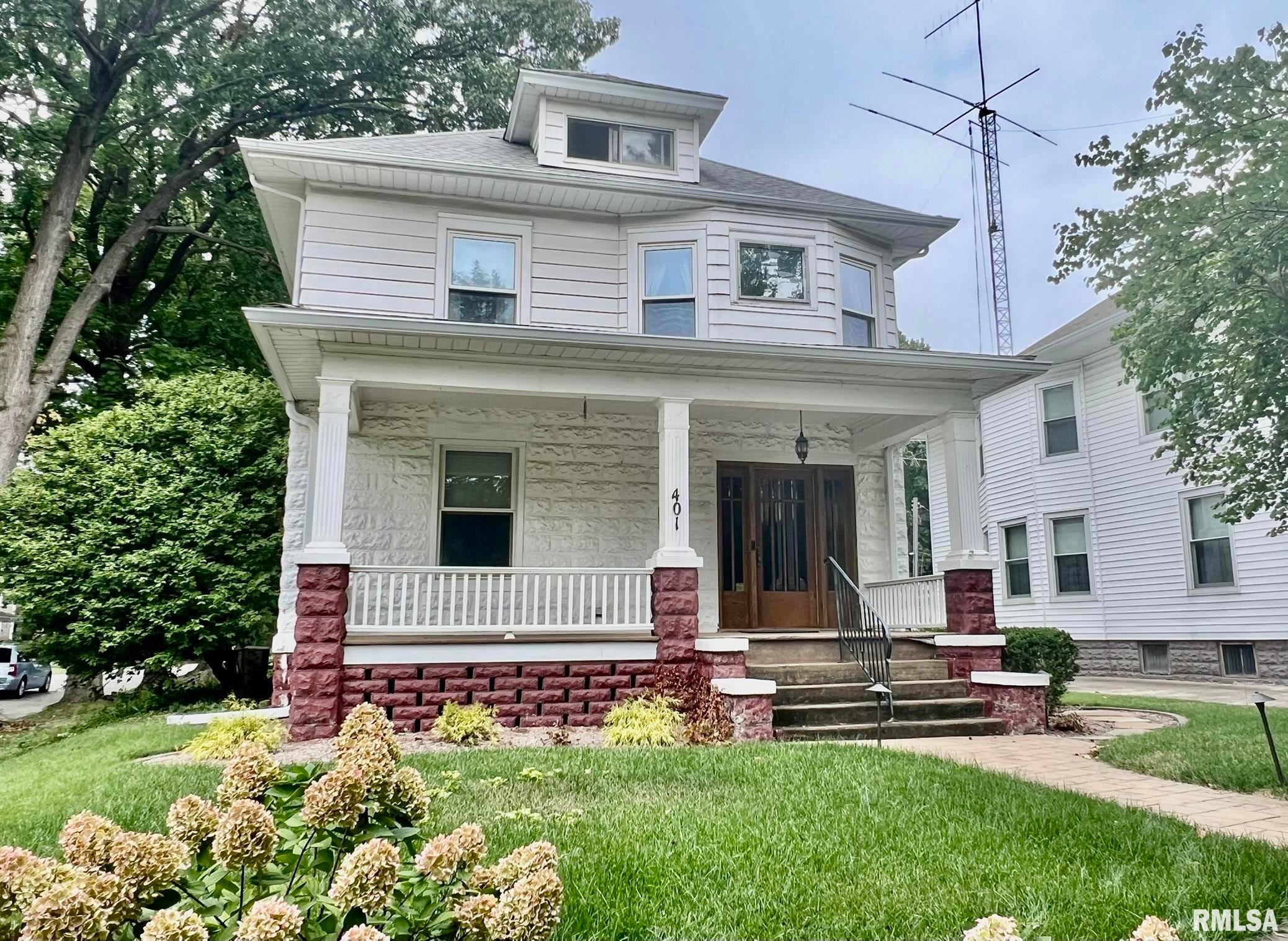 401 E Keys Avenue, Springfield, IL 62702 — photo 2