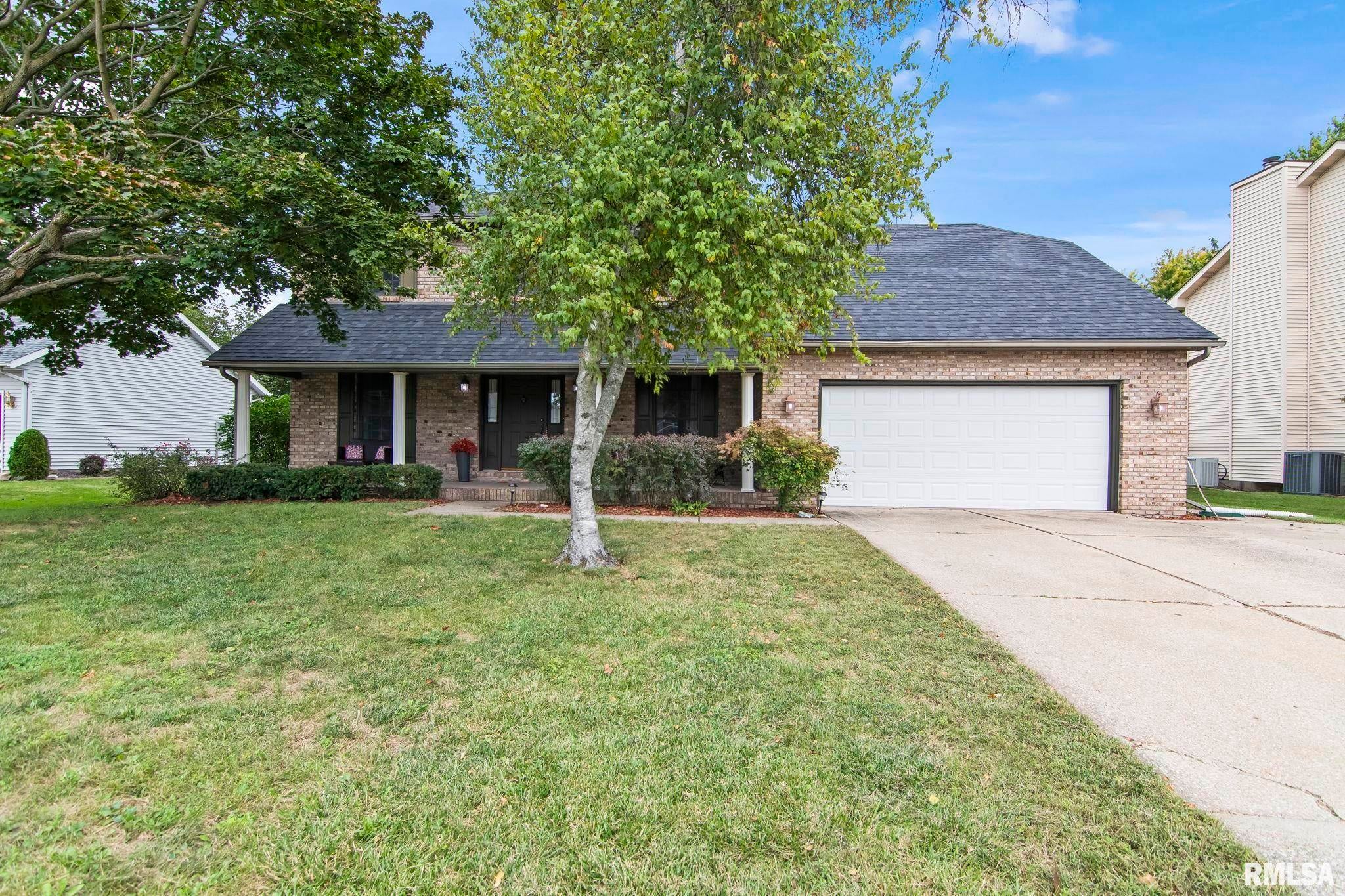 3012 Red Bud Lane — photo