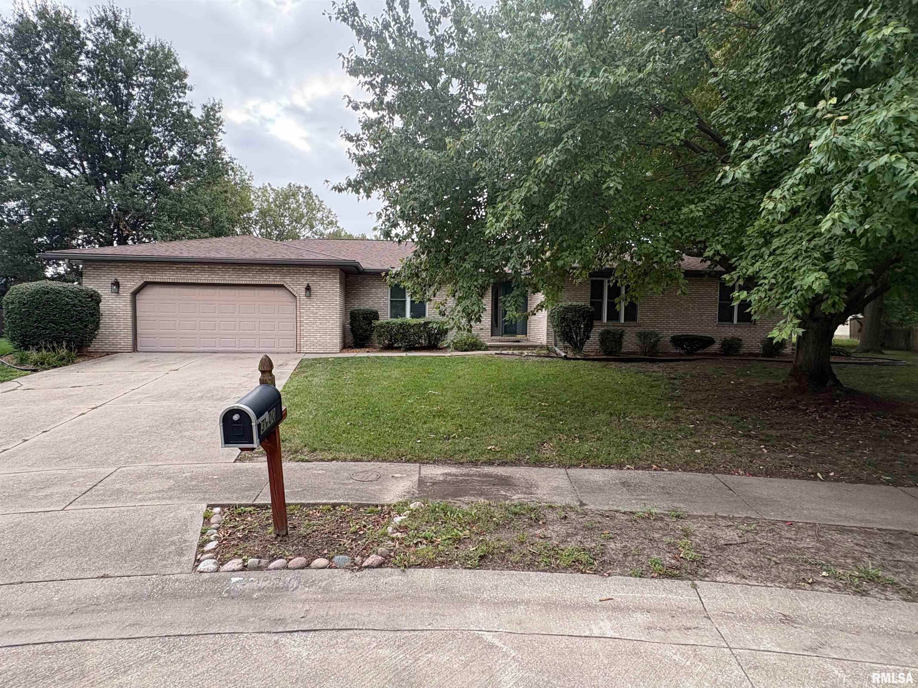 3100 Saint Helens Court — photo