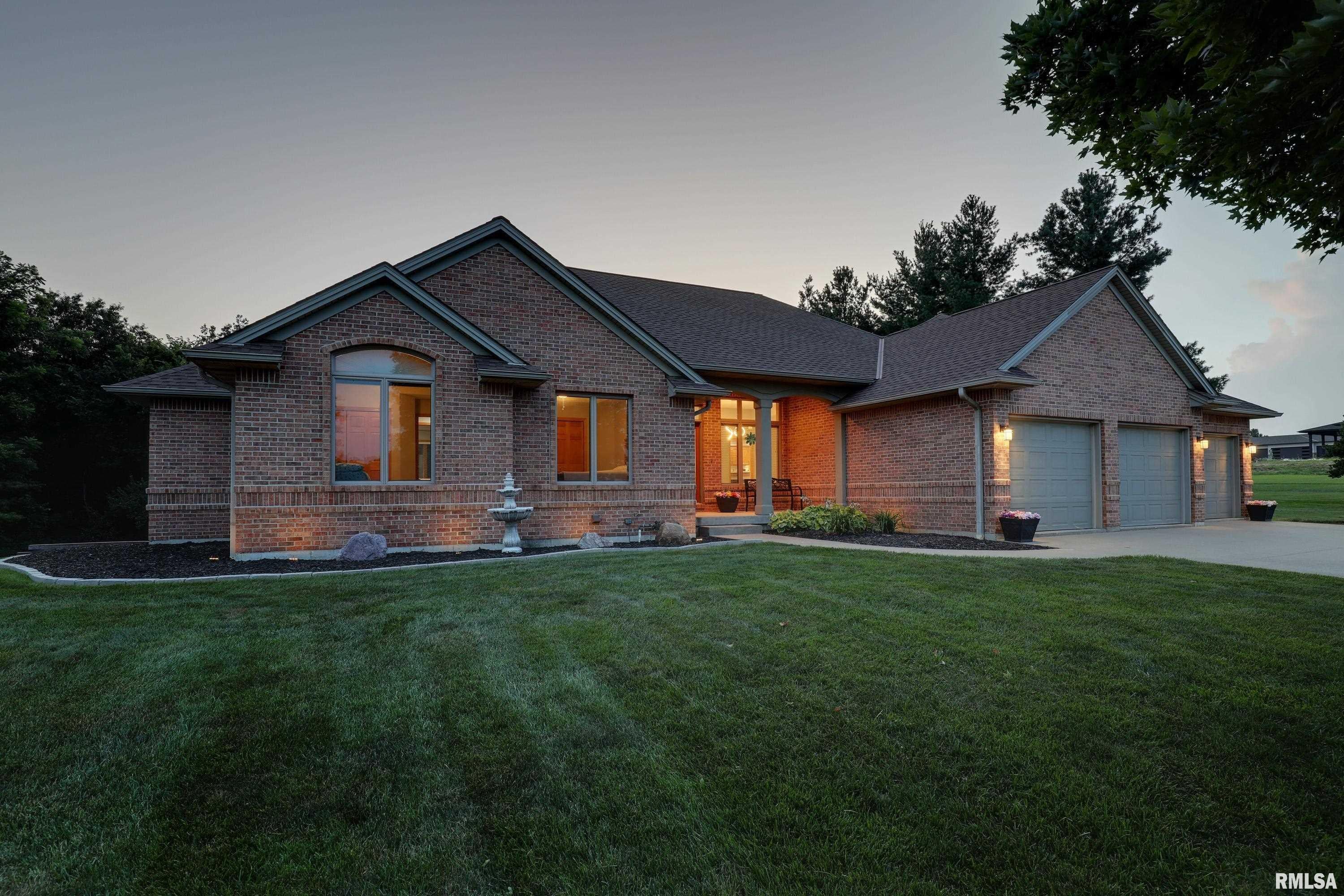 4010 Catamaran Court — photo