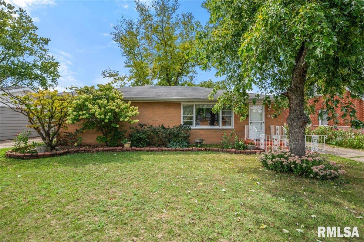 2124 Blackhawk Road — photo
