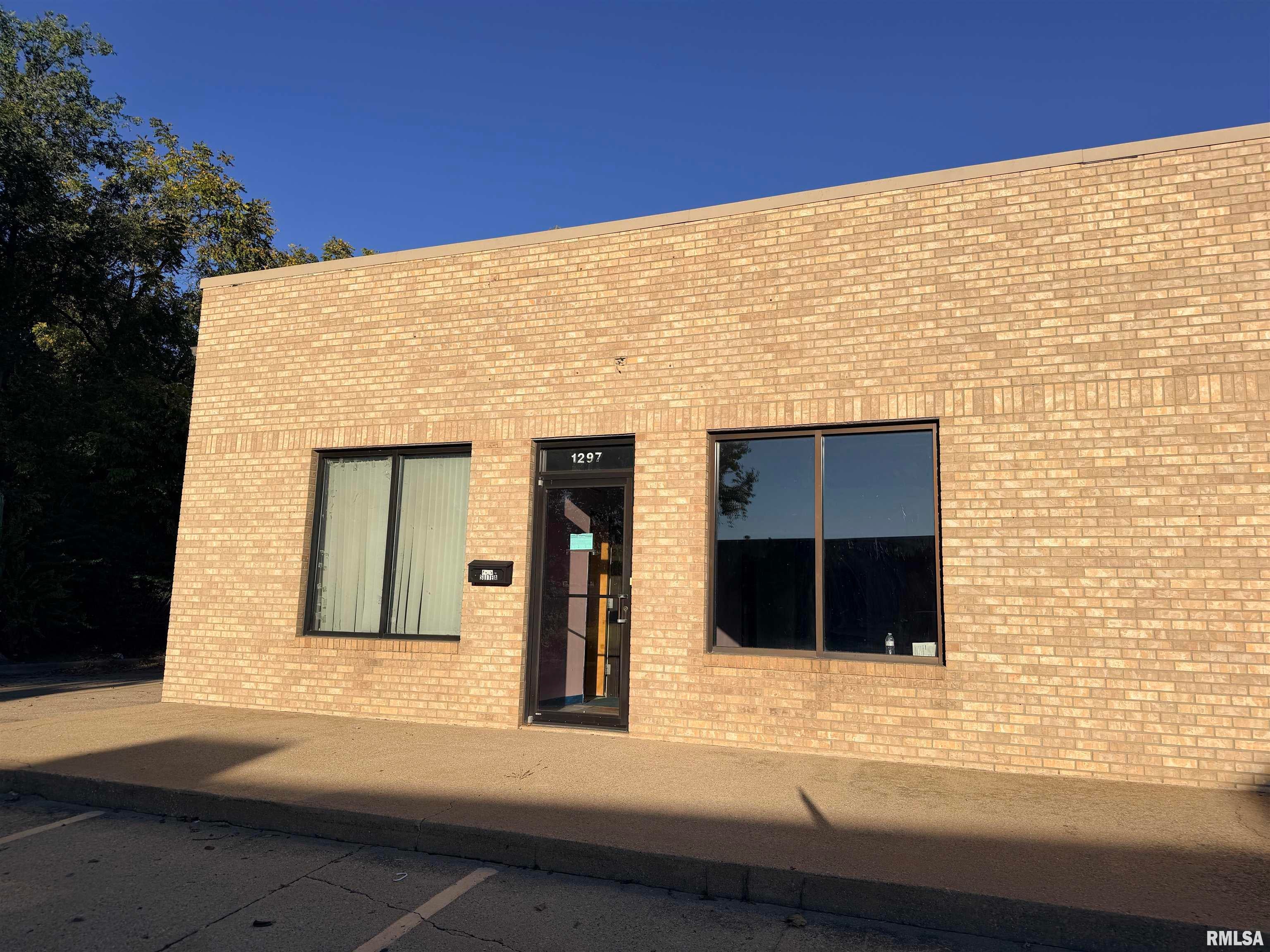 1297 Toronto Road — photo