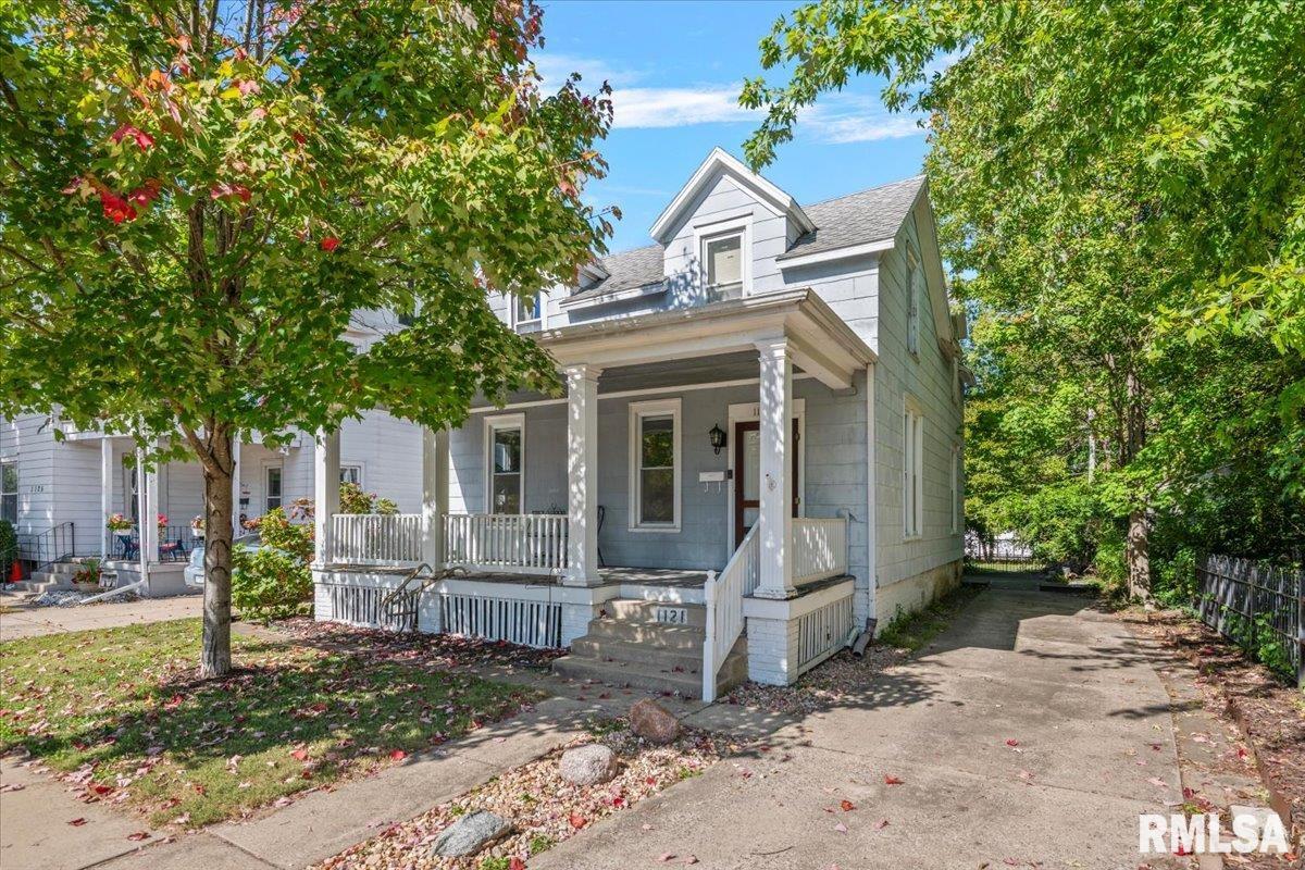 1121 W Governor Street — photo