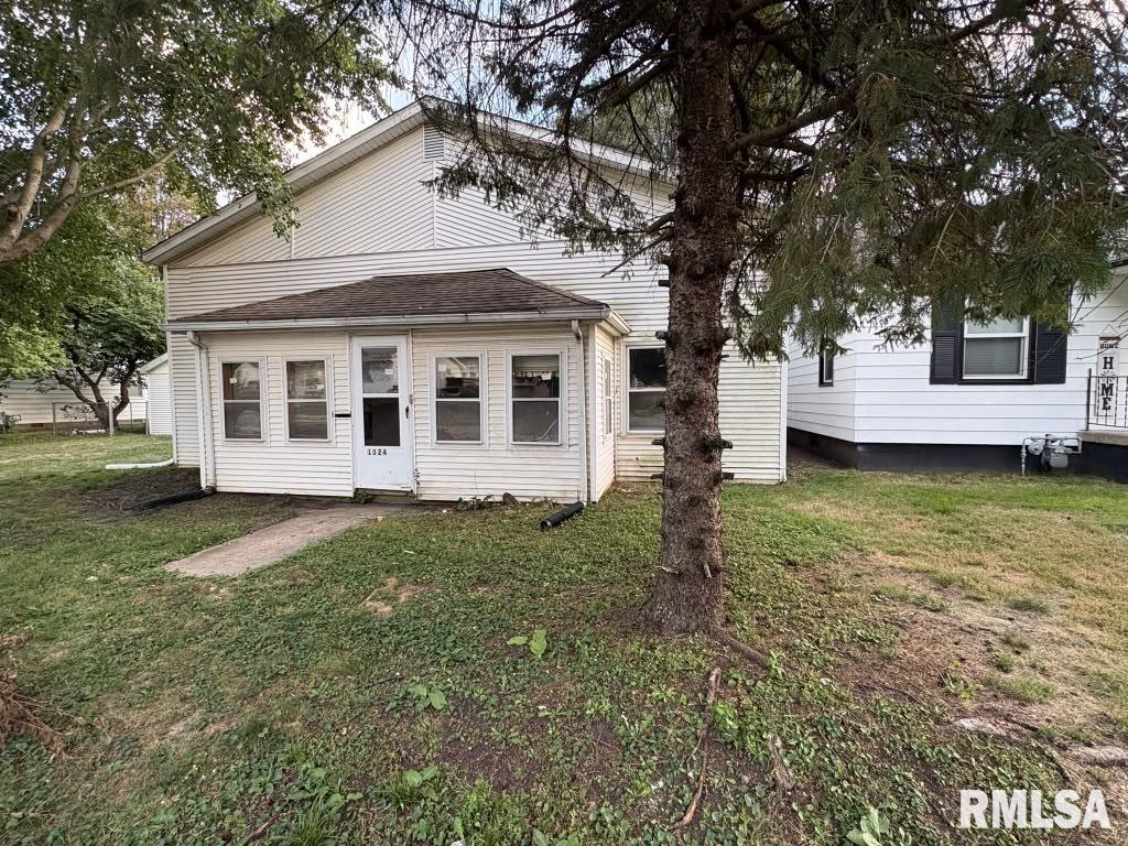1324 E BLACK Avenue, Springfield, IL 62702 — photo 2