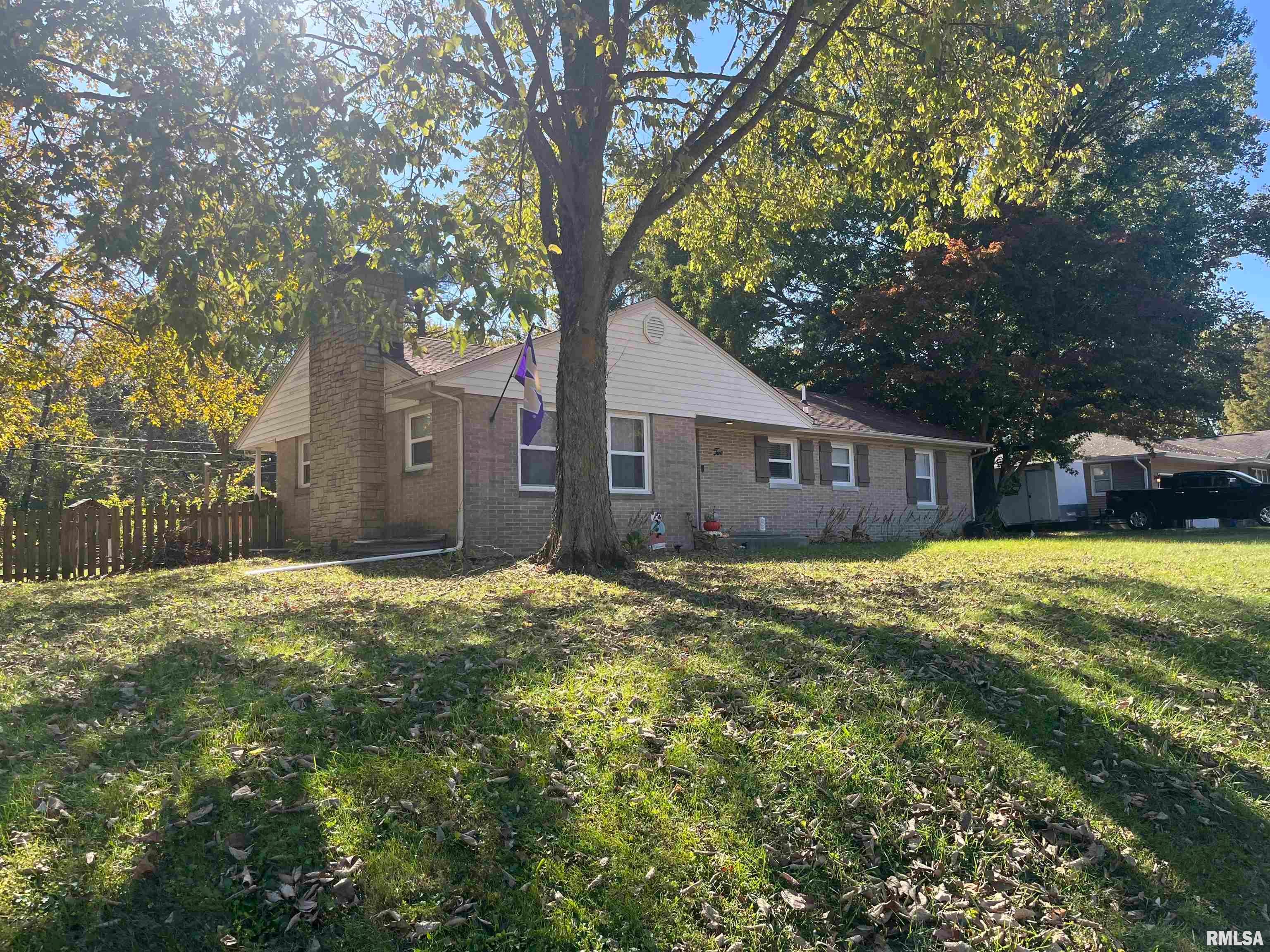2 Apache Drive — photo