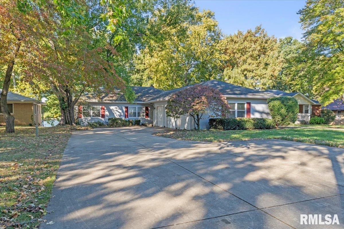 41 Fairview Lane — photo