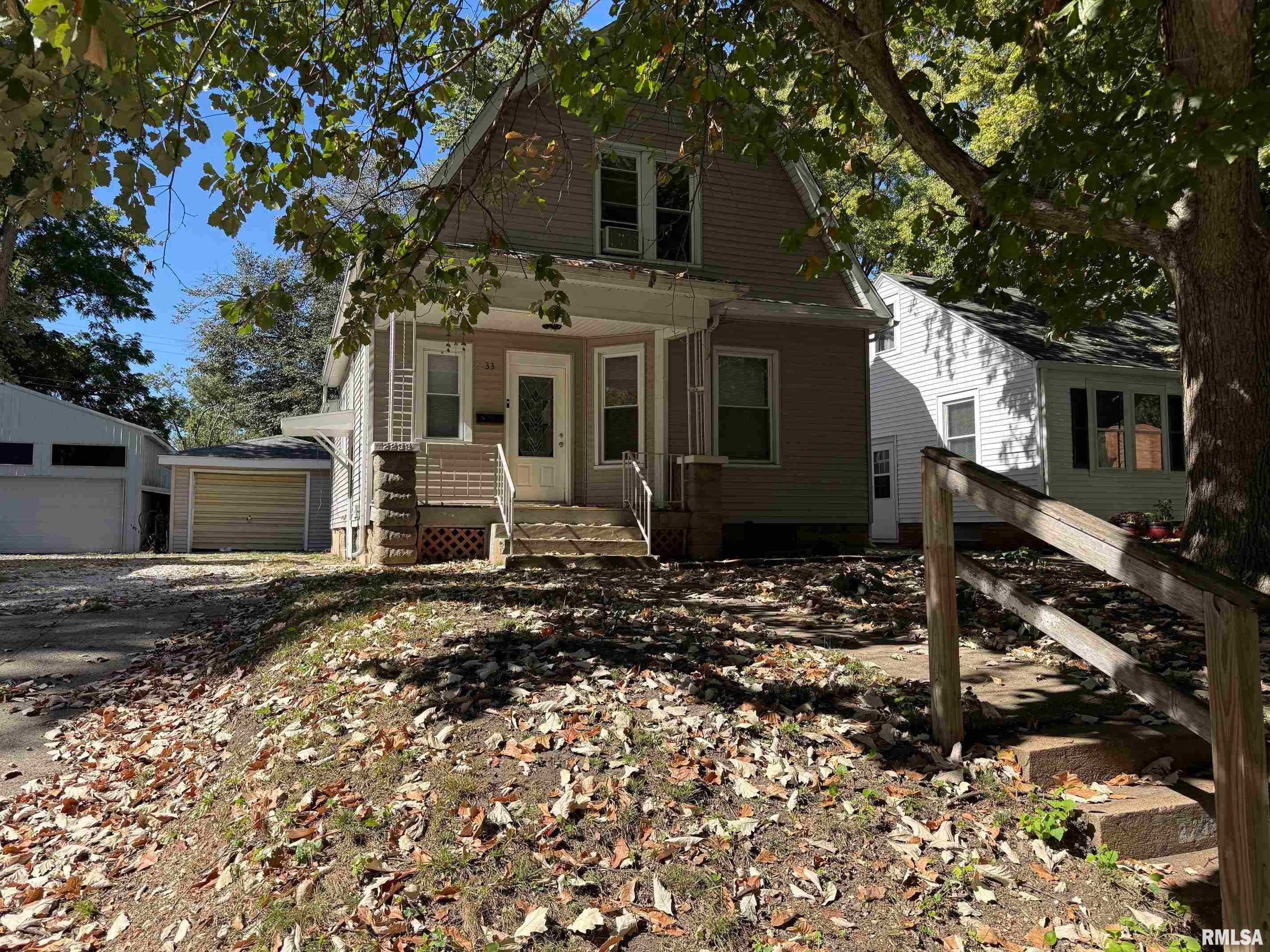 2233 S 10th Street — photo