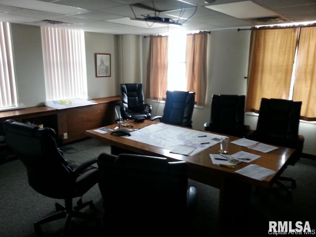 1 W Old State Capitol Plaza 703 — photo