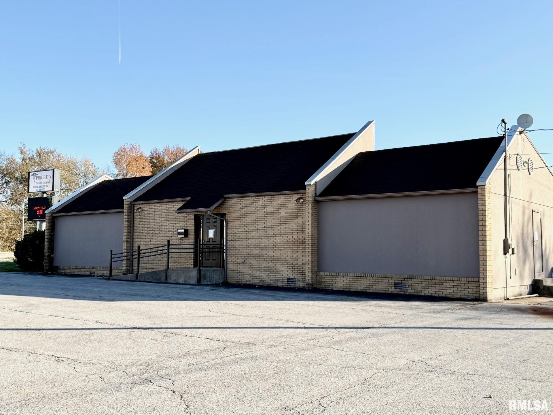 905 S Park Street — photo