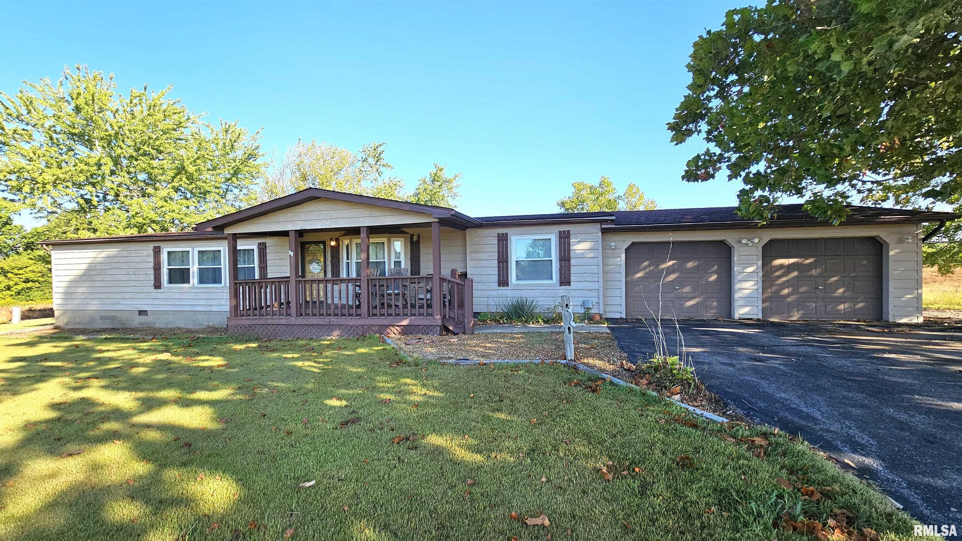 14228 Lake Of Egypt Road — photo