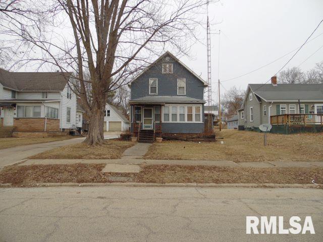 355 W Walnut Street — photo